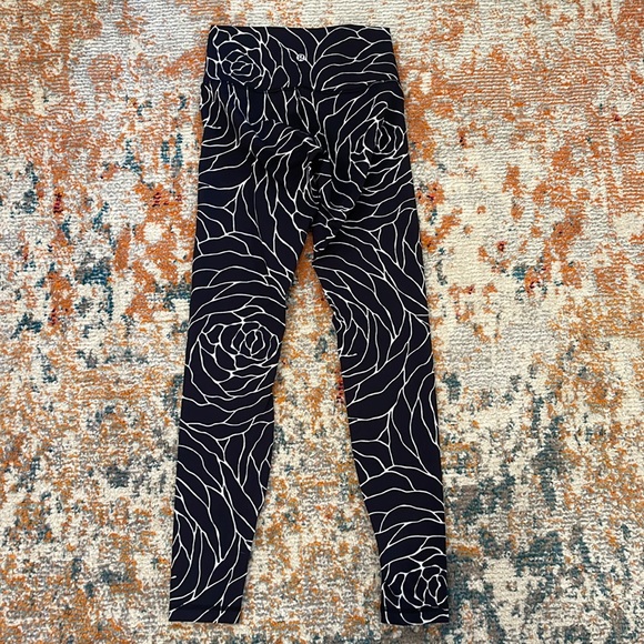 Lululemon Leggings High Waist 4 - Picture 2 of 2